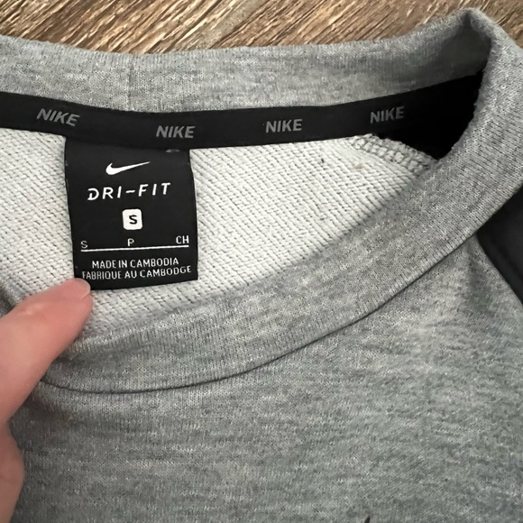 Mens nike pullover crewneck - Picture 3 of 4